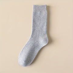 3 Pairs of Thick Winter Snow Socks for Men, Soft Plush Warm Socks, a Gift for Husband, Father, Or Boyfriend, Item in European Size (39-45) And US Size 9-11.