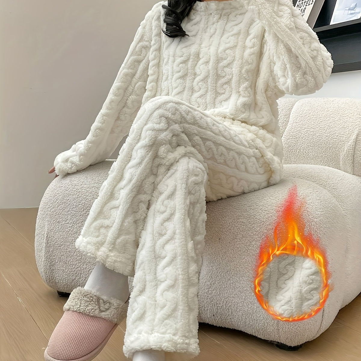 2pcs Solid Color Women's Autumn/Winter Thickened Coral Set, Thick Warm Loungewear Pajama Set, Wearable Outer Casual Set